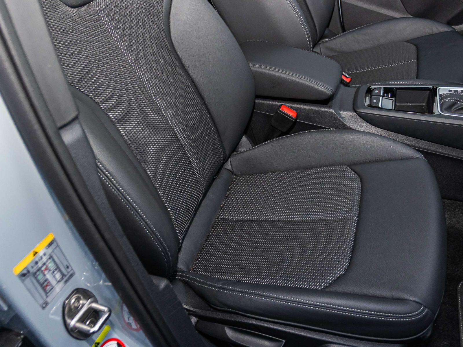 Audi Q2 Advanced S line 35TFSI Stronic Navi EPH AHK