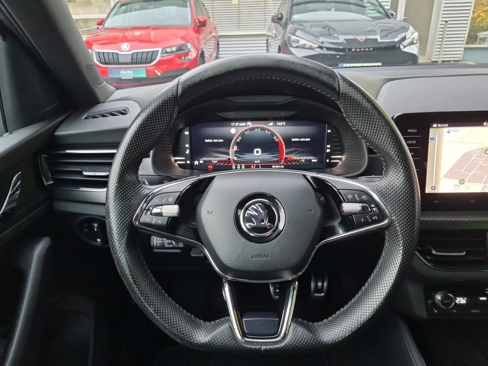 Skoda Kamiq 1.5TSI Monte Carlo Navi LED Panorama ACC