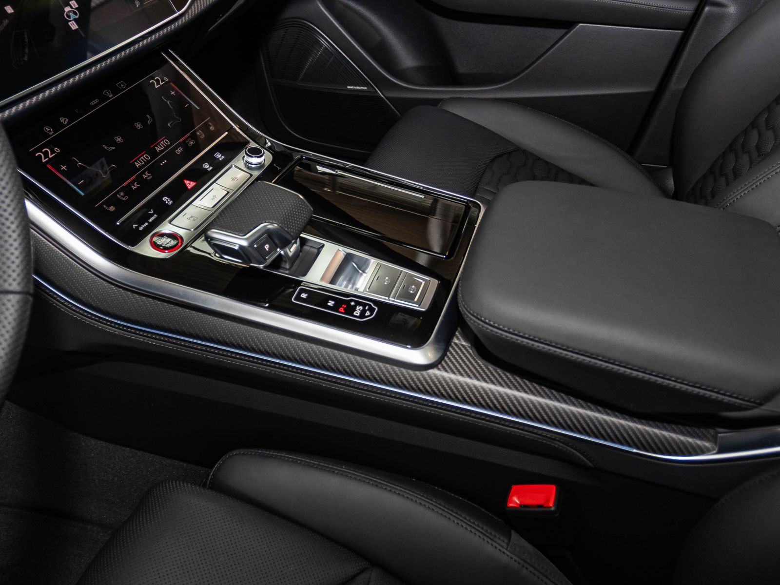 Audi RS Q8  441 kW RS-Dynamik Keramik Nachtsicht HuD