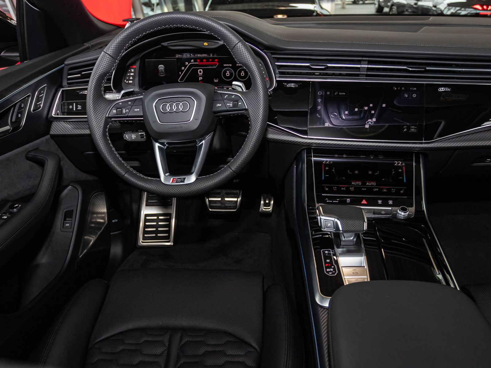 Audi RS Q8  441 kW RS-Dynamik Keramik Nachtsicht HuD
