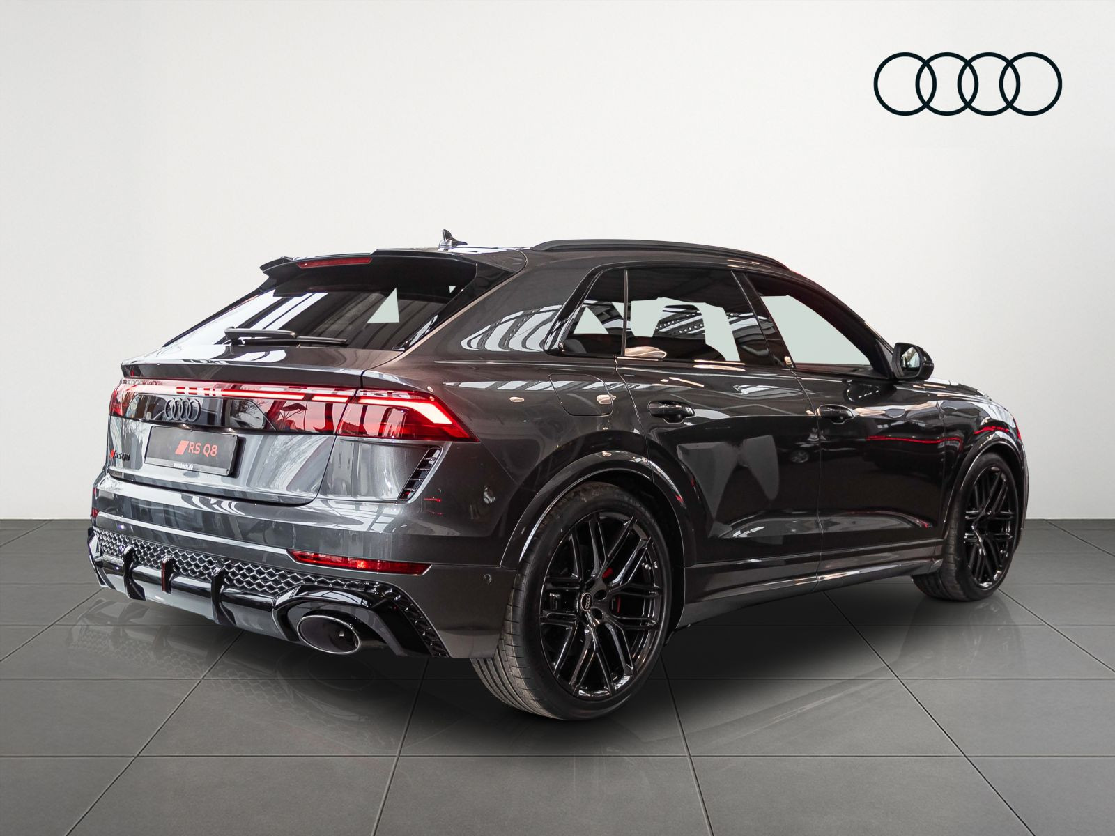 Audi RS Q8  441 kW RS-Dynamik Keramik Nachtsicht HuD
