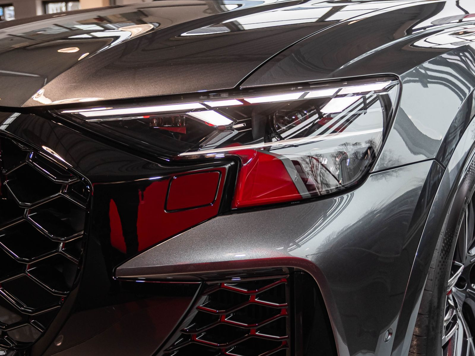 Audi RS Q8  441 kW RS-Dynamik Keramik Nachtsicht HuD