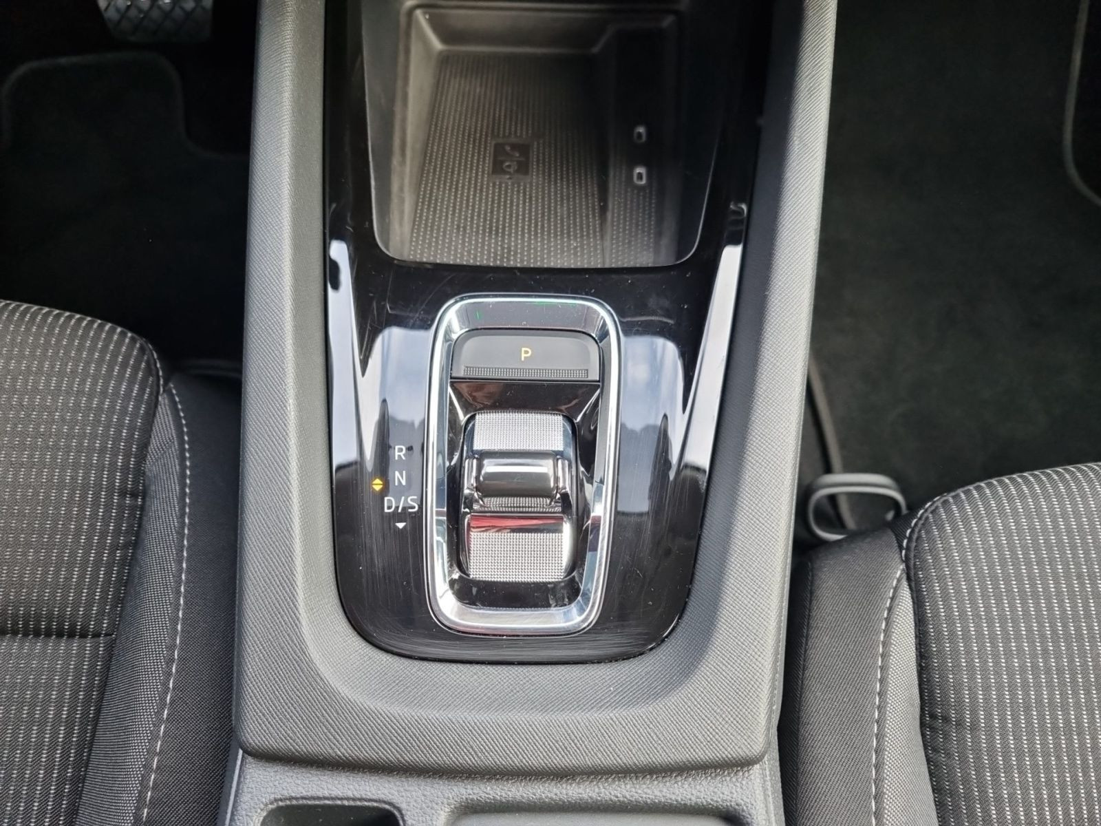 Skoda Octavia Combi 1.5 TSI DSG LED EPH KAMERA NAVI 