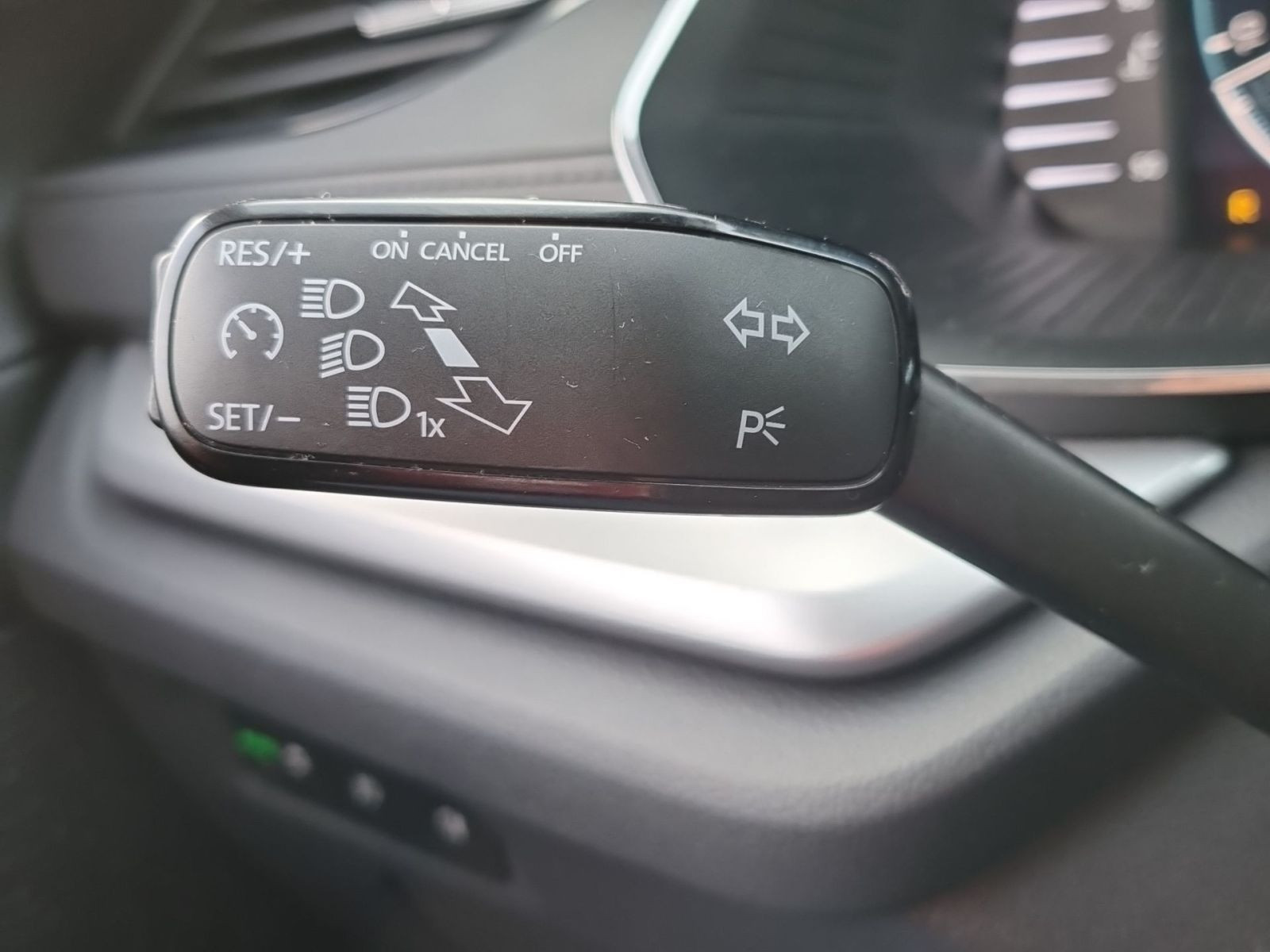 Skoda Octavia Combi 1.5 TSI DSG LED EPH KAMERA NAVI 