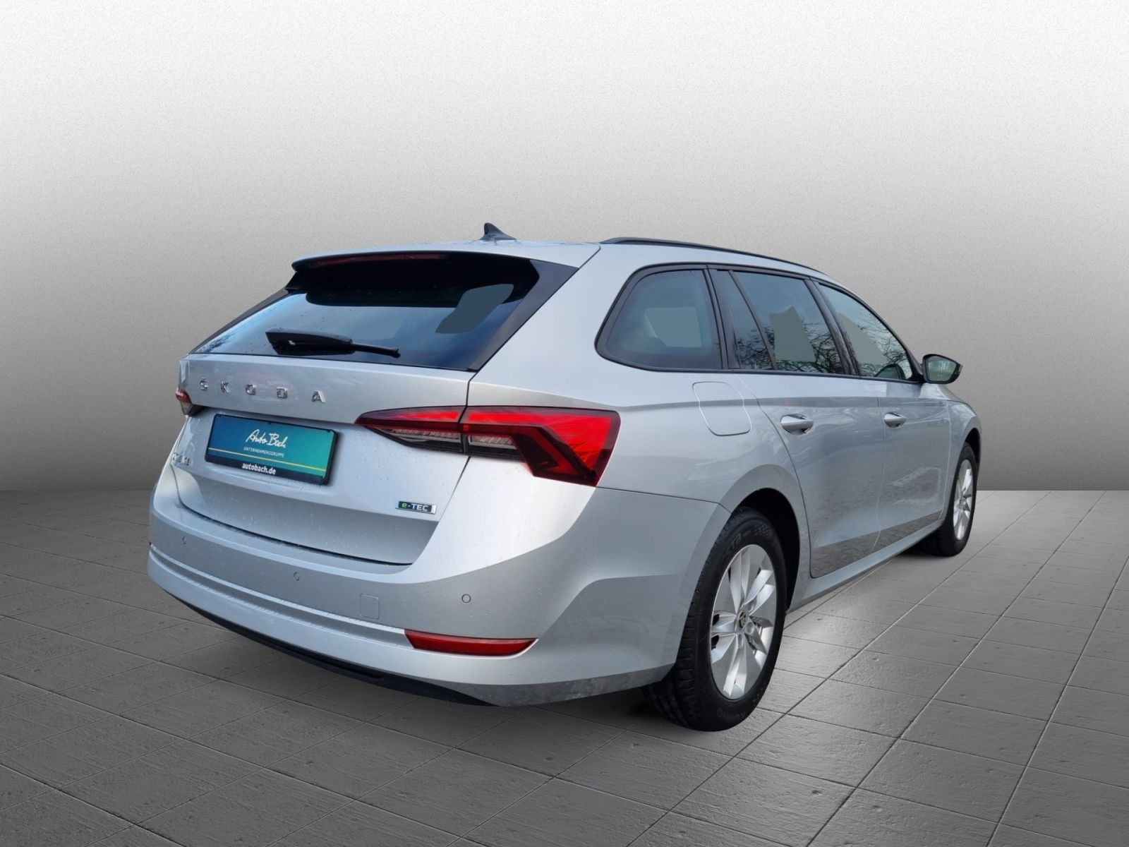 Skoda Octavia Combi 1.5 TSI DSG LED EPH KAMERA NAVI 