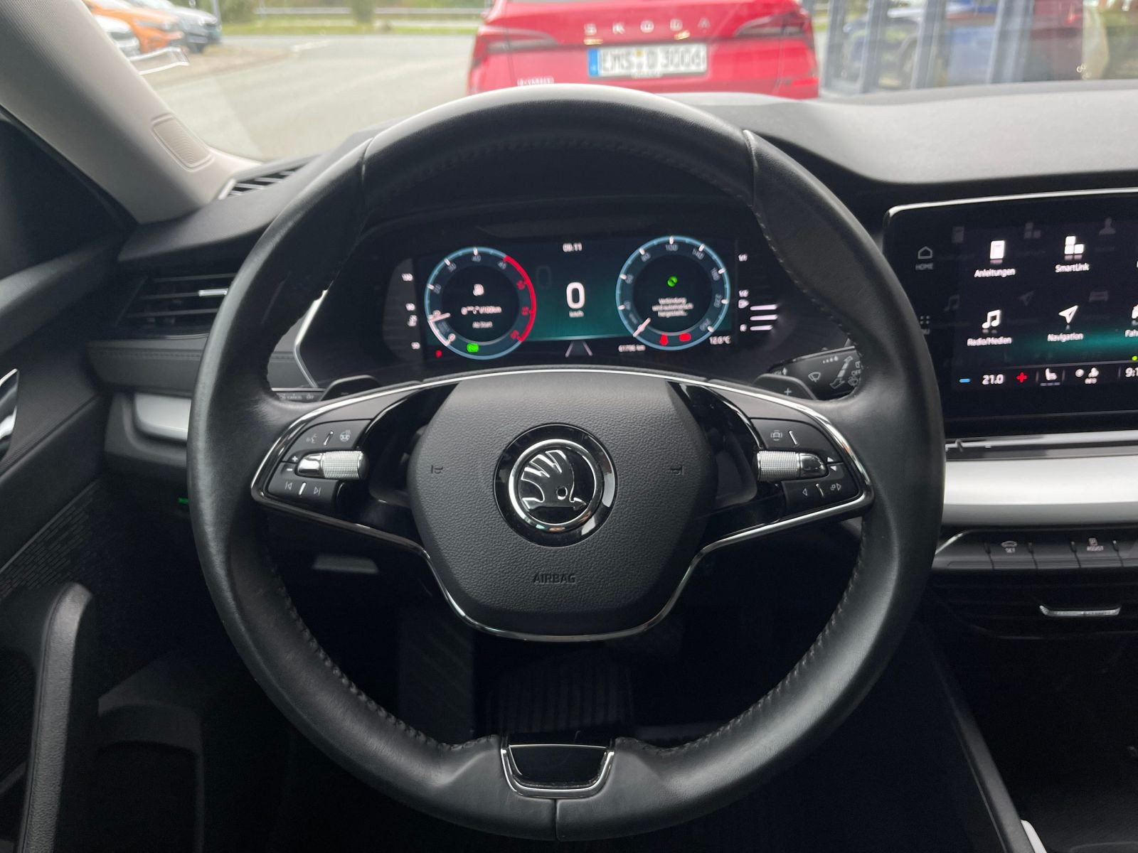 Skoda Octavia Combi Clever 2.0 TDI DSG NAVI CARPLAY