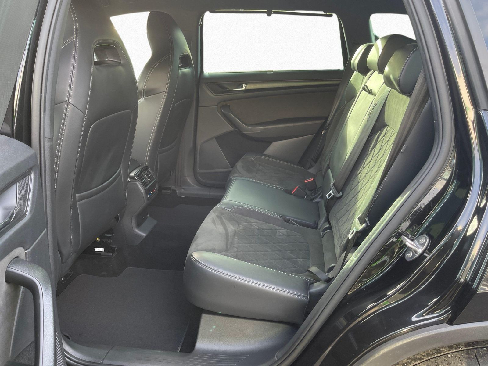 Skoda Kodiaq Sportline 2.0 TDI 4x4 DSG NAVI KAMERA LED