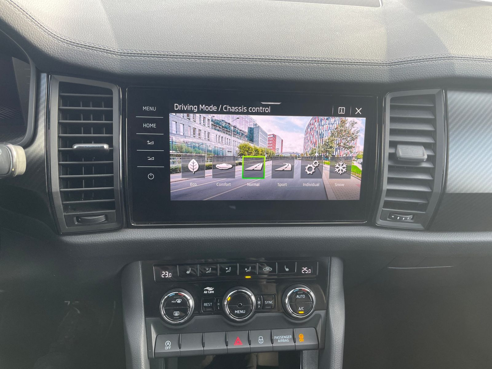 Skoda Kodiaq Sportline 2.0 TDI 4x4 DSG NAVI KAMERA LED