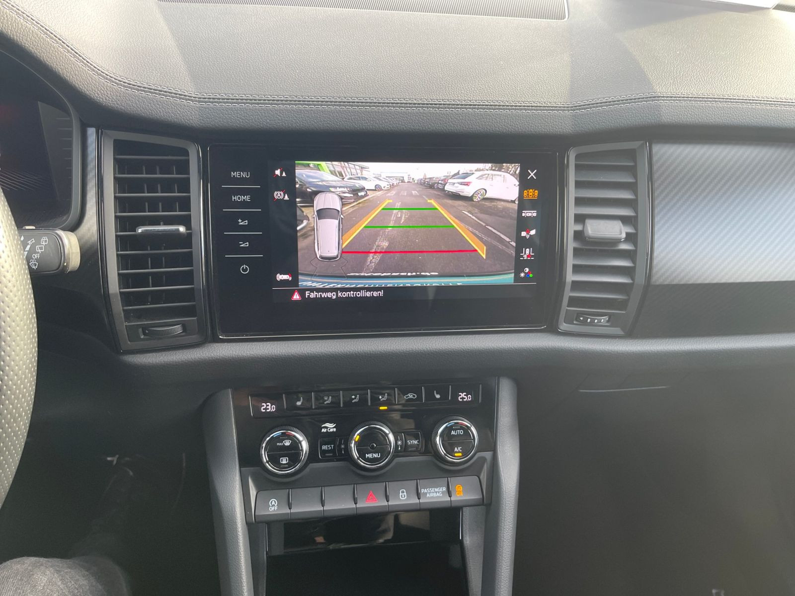 Skoda Kodiaq Sportline 2.0 TDI 4x4 DSG NAVI KAMERA LED