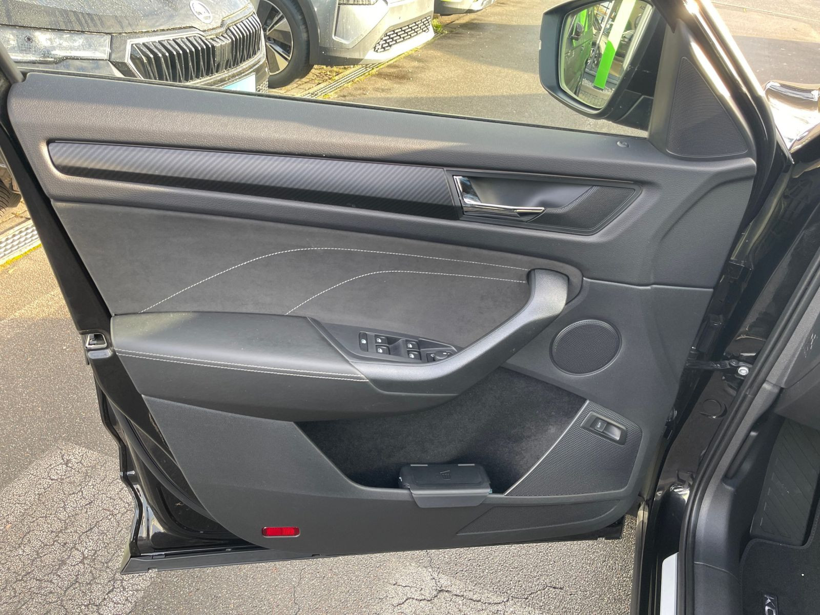 Skoda Kodiaq Sportline 2.0 TDI 4x4 DSG NAVI KAMERA LED