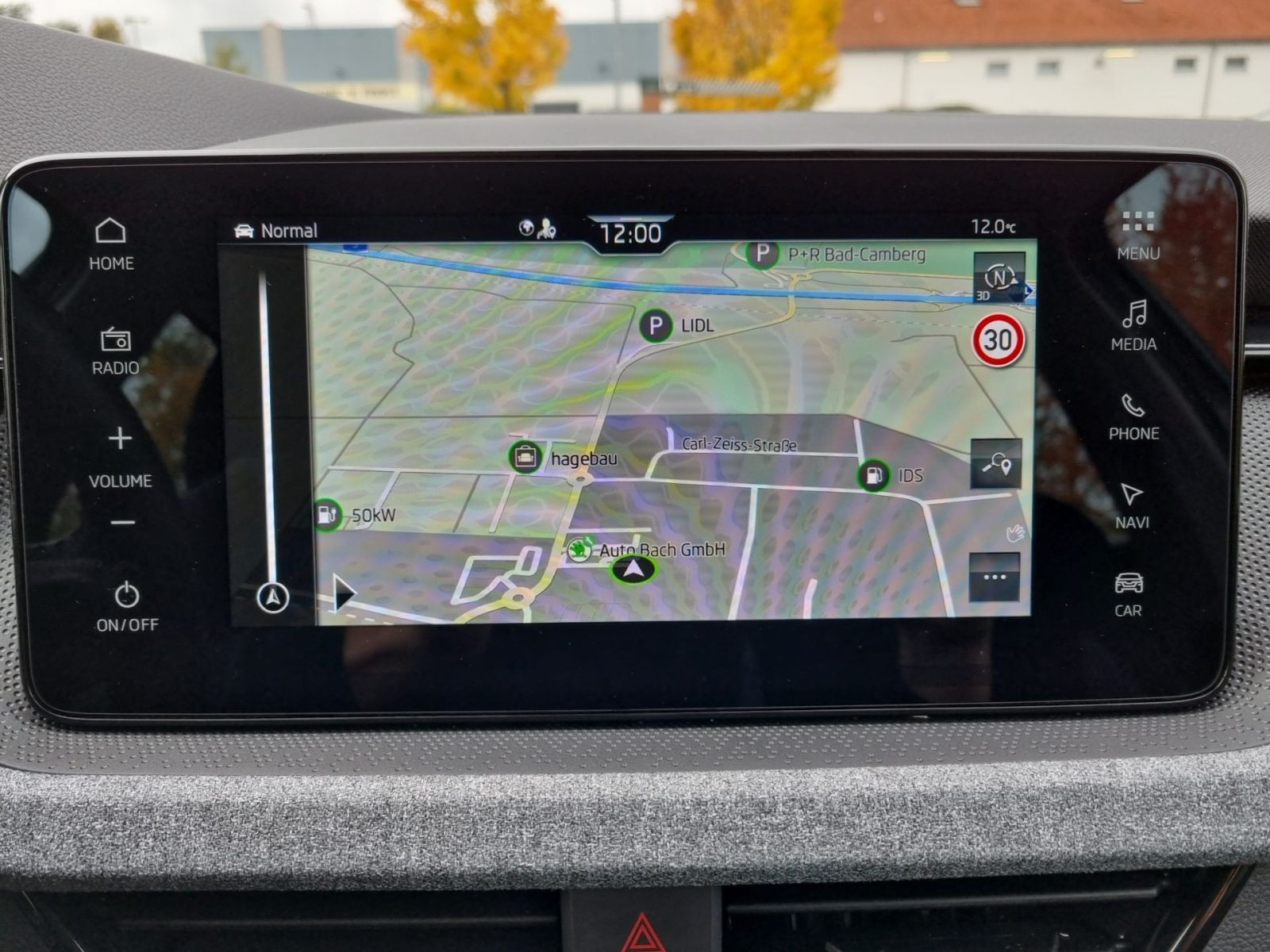 Skoda Kamiq 1.5 TSI Selection DSG Navi LED CarPlay ACC