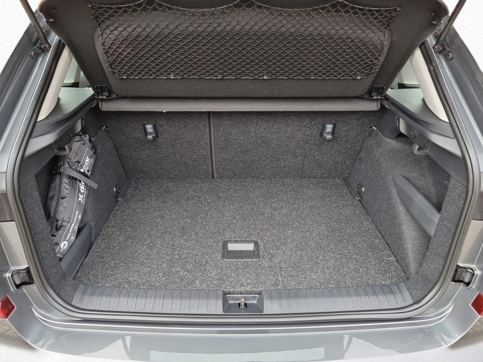 Skoda Kamiq 1.5 TSI Selection DSG Navi LED CarPlay ACC