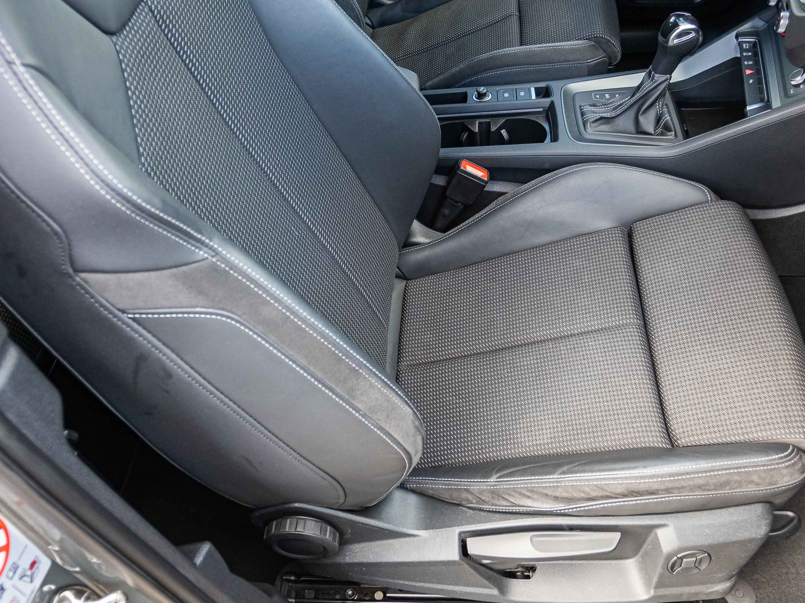 Audi Q3 Sportback S line 35TFSI Stronic Navi EPH LED