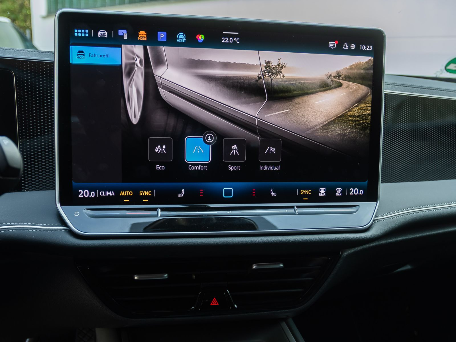 Volkswagen Passat Variant 2.0 TDI DSG Business, LED-Matrix, Navi, Area View inkl. Rückfahrkamera, App-Connect