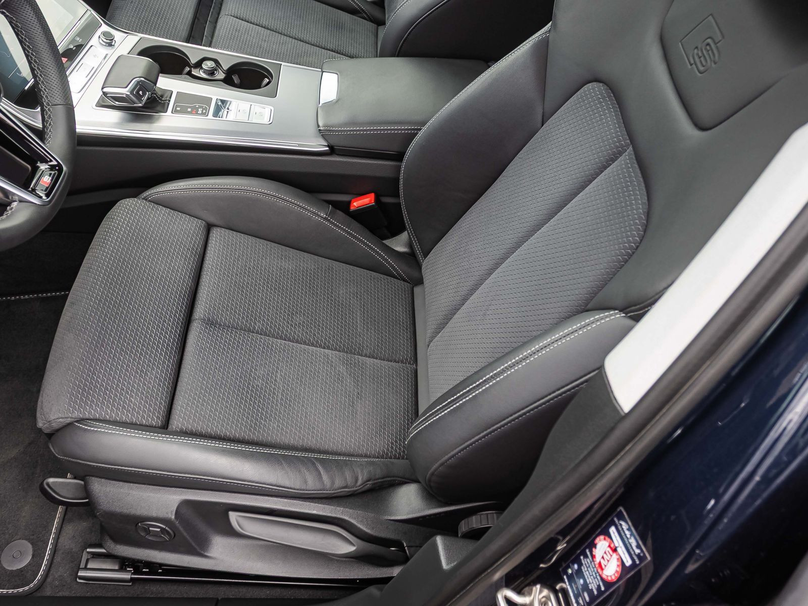 Audi A6 Avant S line 55 TFSI e HUD Pano ACC Navi EPH LED