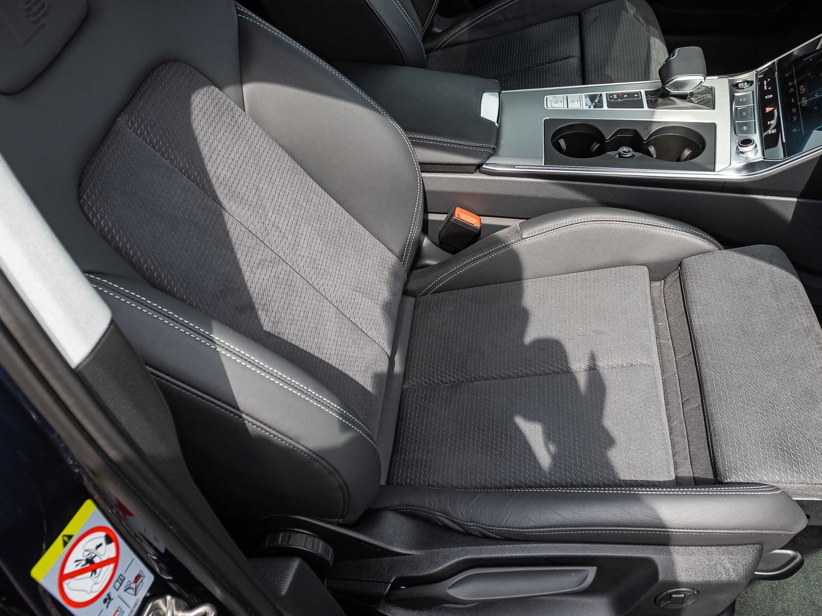 Audi A6 Avant S line 55 TFSI e HUD Pano ACC Navi EPH LED