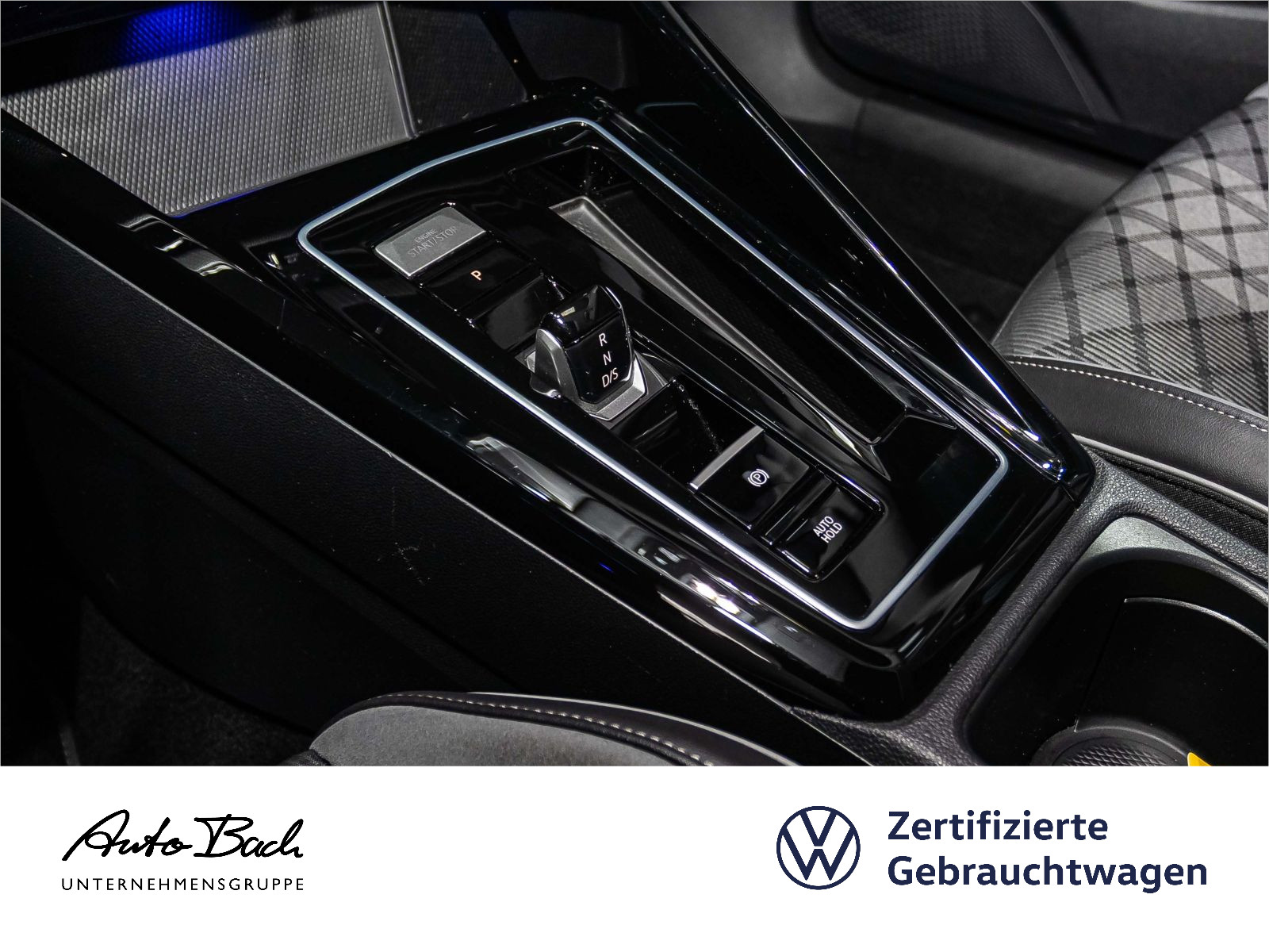 Volkswagen Golf VIII Variant 2.0 TDI DSG R-Line, Panoramadach, LED, App-Connect