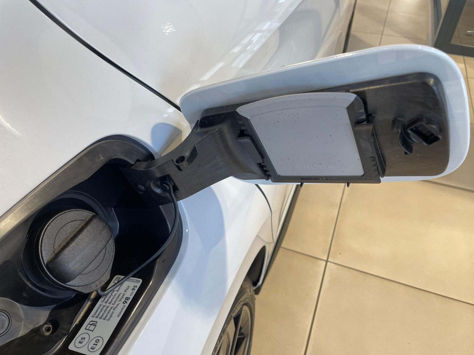 Skoda Fabia 130 1,5 TSI DSG ACC LED NAVI RFK KESSY