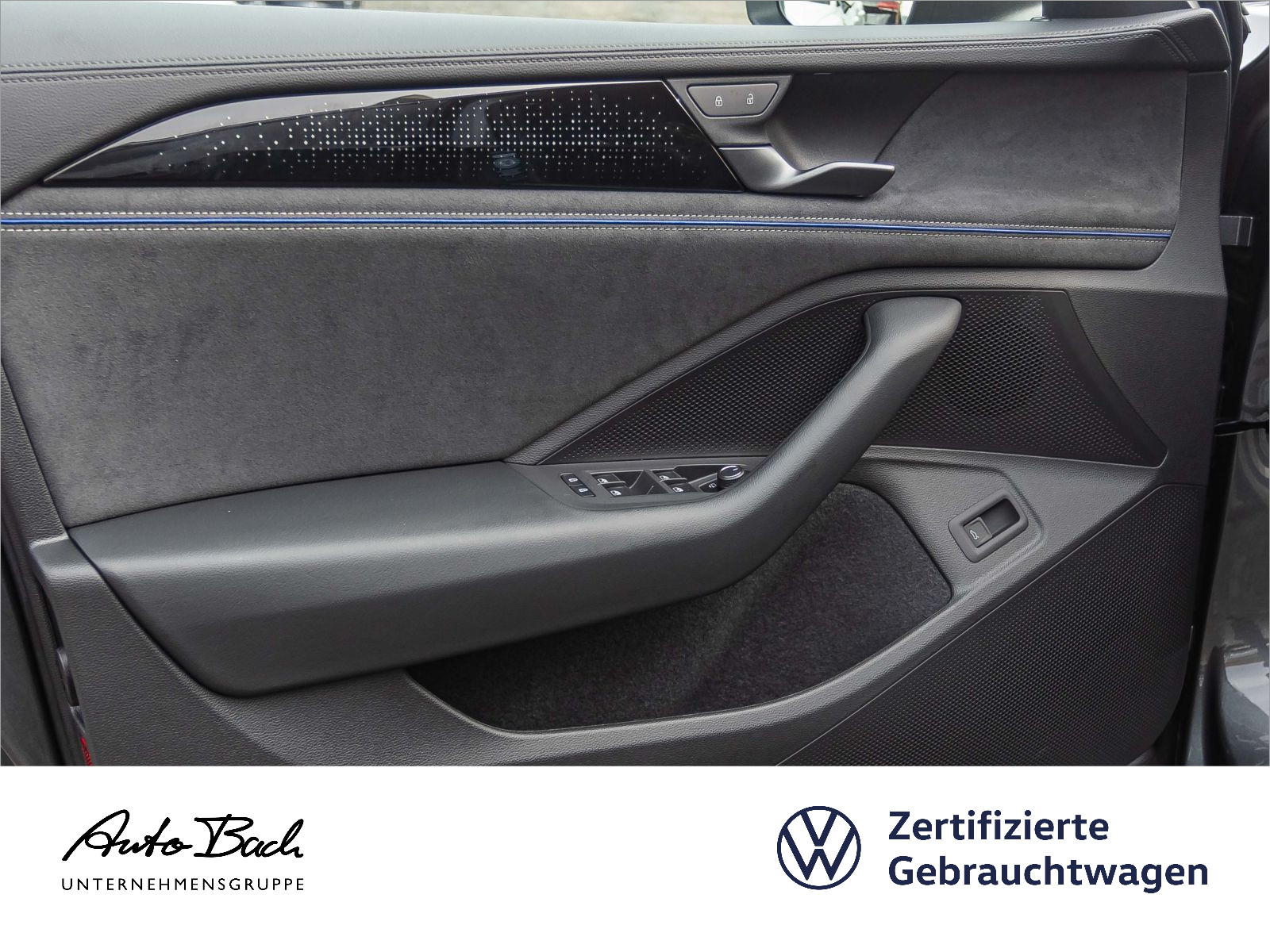 Volkswagen Passat Variant 2.0 TDI R-Line 4M DSG Navi LED Standhzg HuD ACC AHK