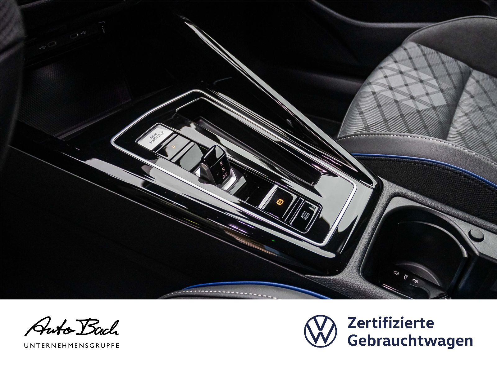 Volkswagen Golf VIII 1.5 eTSI DSG R-Line, Navi, LED, Head-up-Display, App-Connect