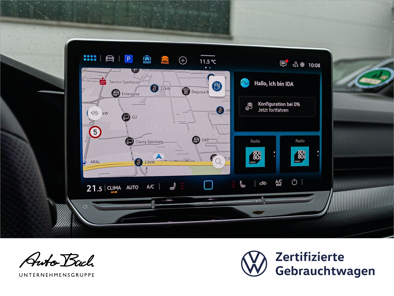 Volkswagen Golf VIII 1.5 eTSI DSG R-Line, Navi, LED, Head-up-Display, App-Connect