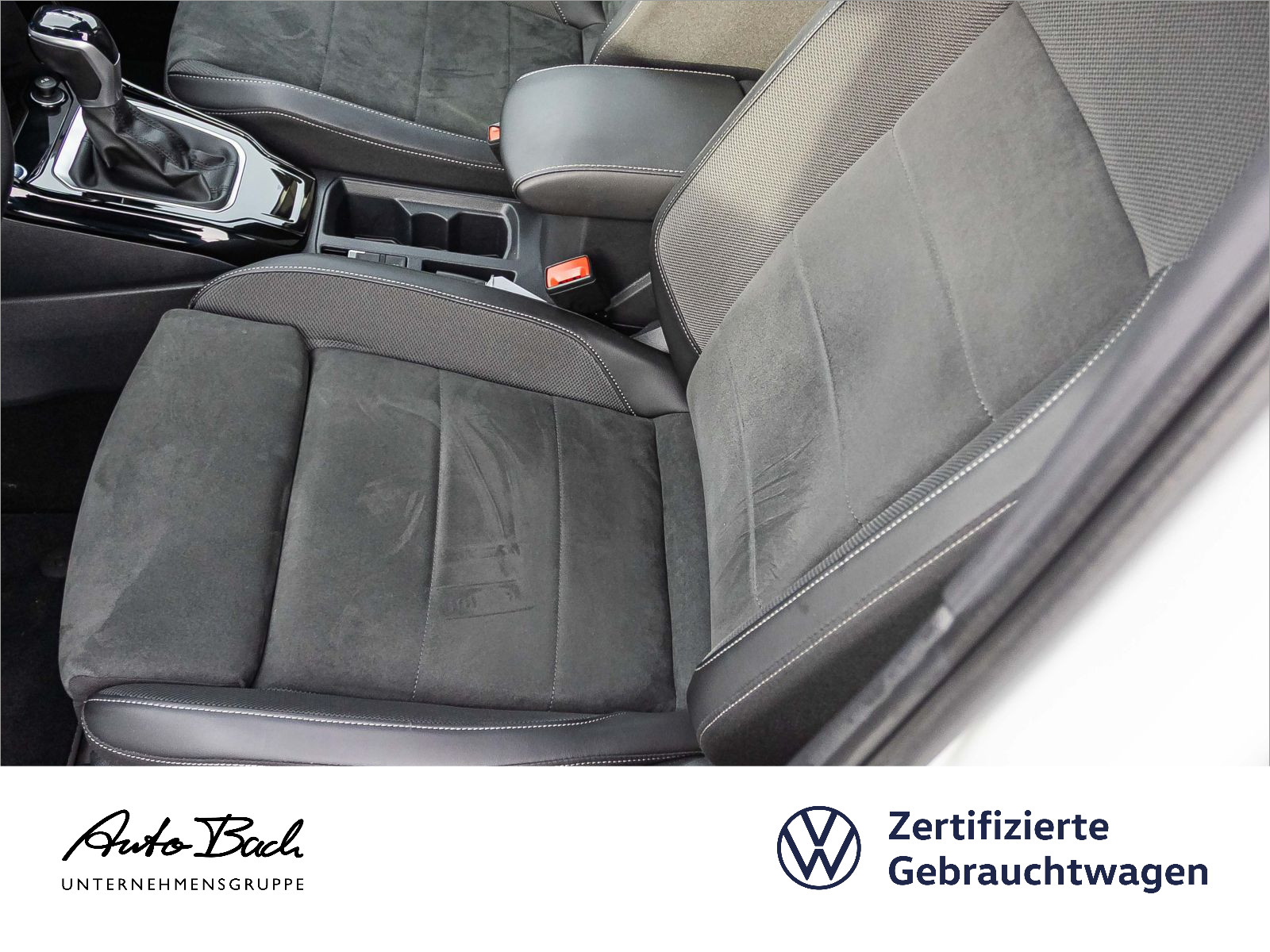 Volkswagen T-Roc 1.5 TSI R-Line DSG Navi LED Standhzg Panorama ACC EPH