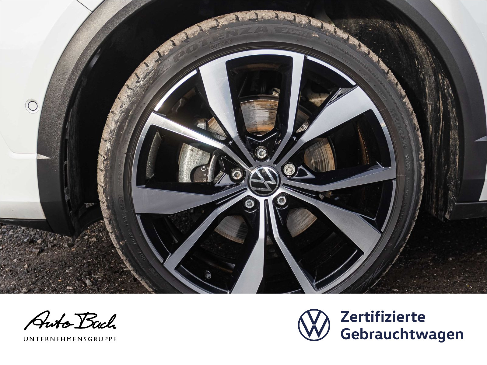 Volkswagen T-Roc 1.5 TSI R-Line DSG Navi LED Standhzg Panorama ACC EPH