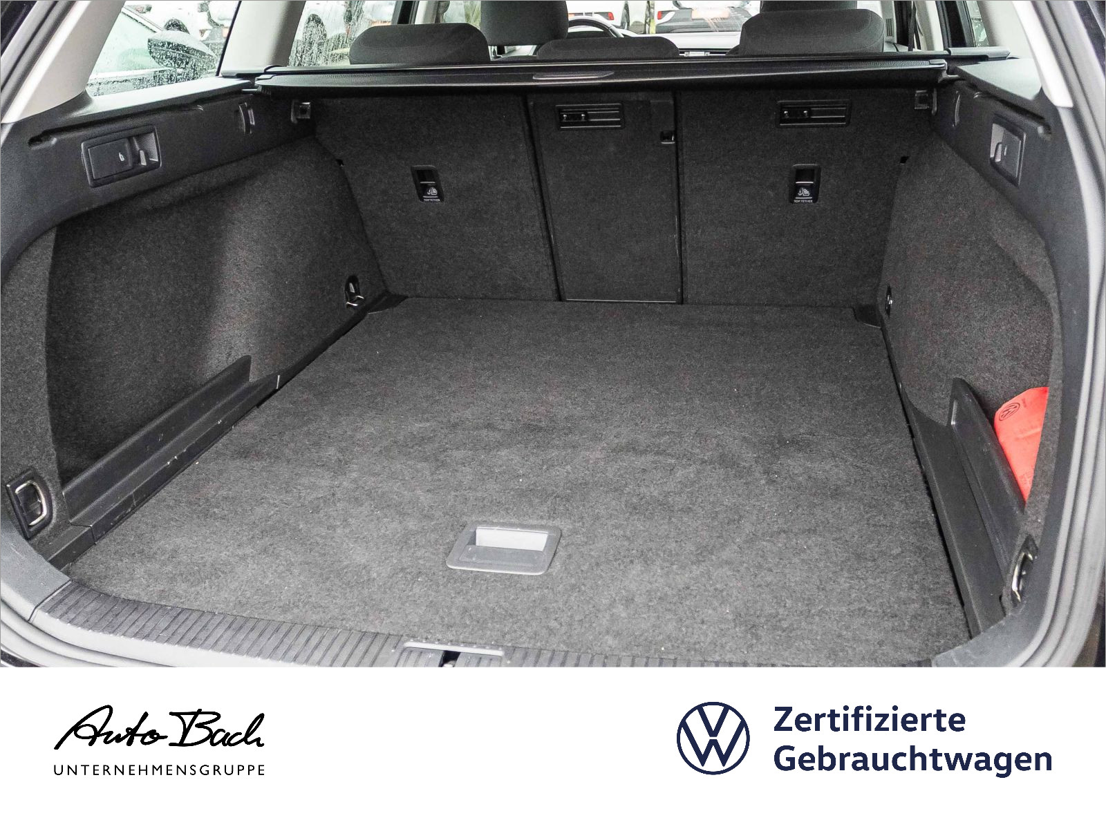 Volkswagen Passat Variant 2.0 TDI DSG Navi LED GRA EPH DAB