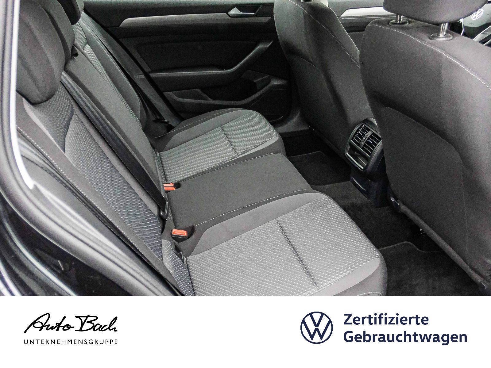 Volkswagen Passat Variant 2.0 TDI DSG Navi LED GRA EPH DAB