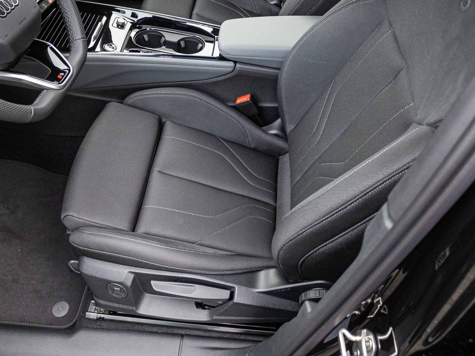 Audi Q3 Sportback TDI 110kW S Tech-Plus S-Interieur