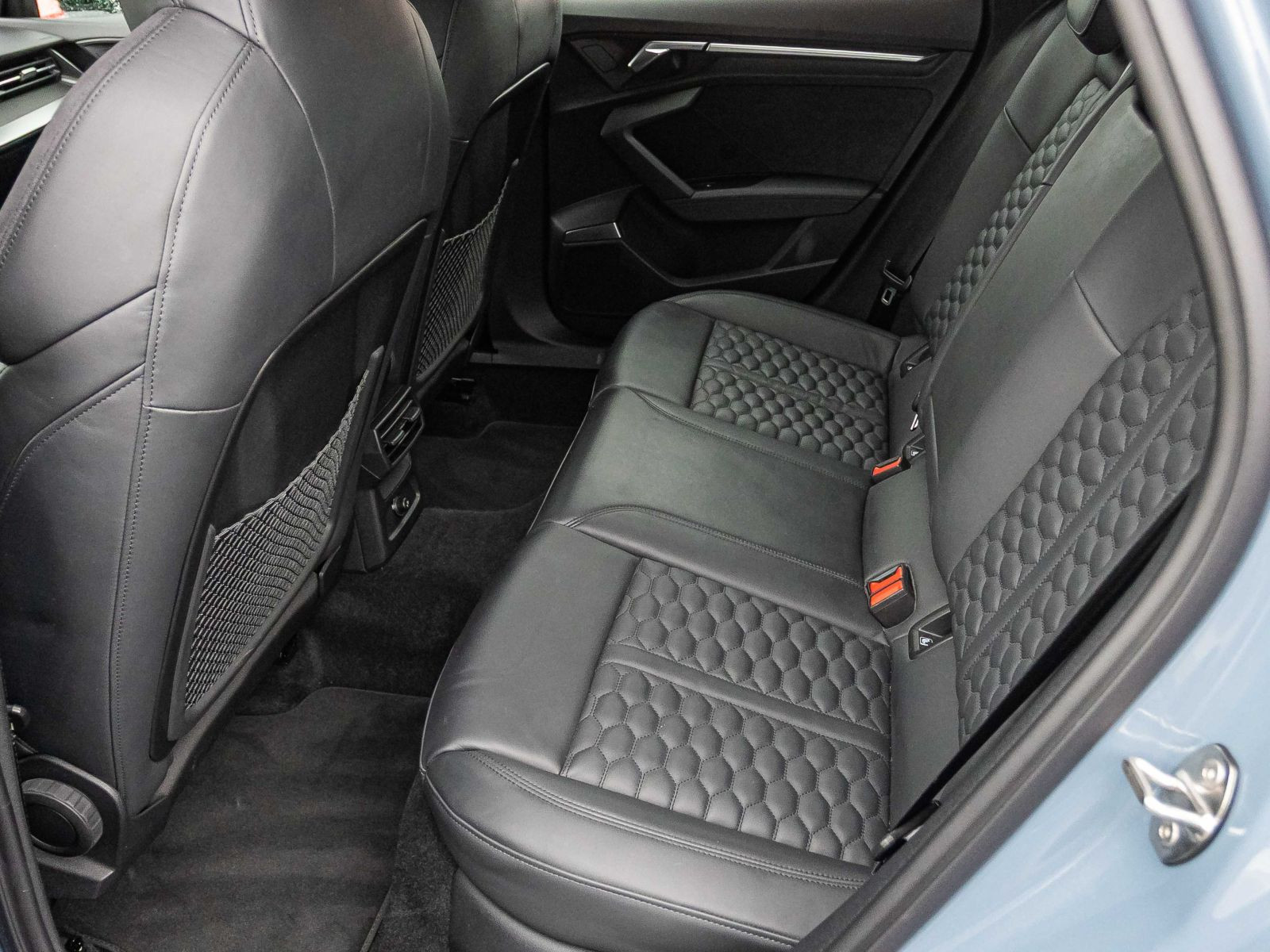 Audi RS 3 Sportback 2.5TFSI qu Stronic Navi LED B&O GRA EPH