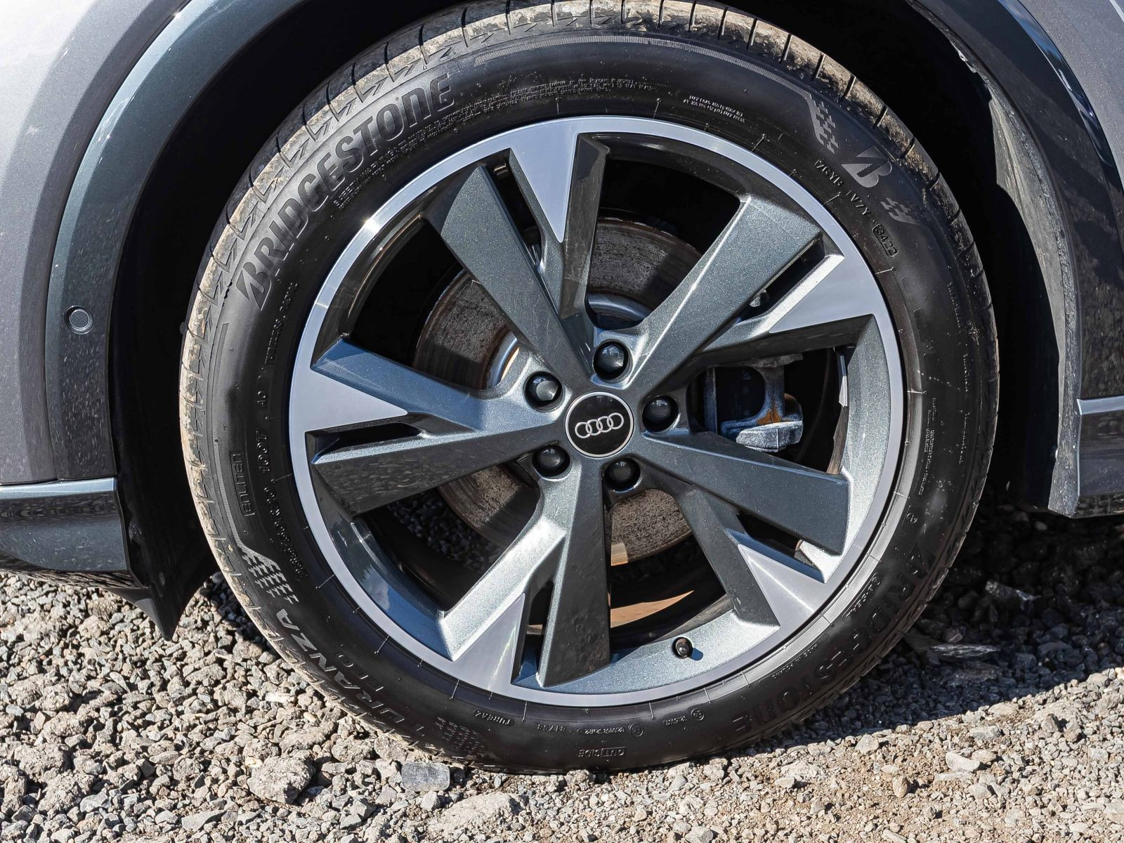 Audi Q4 e-tron S line 35 Matrix SONOS ACC Sitzhzg EPH