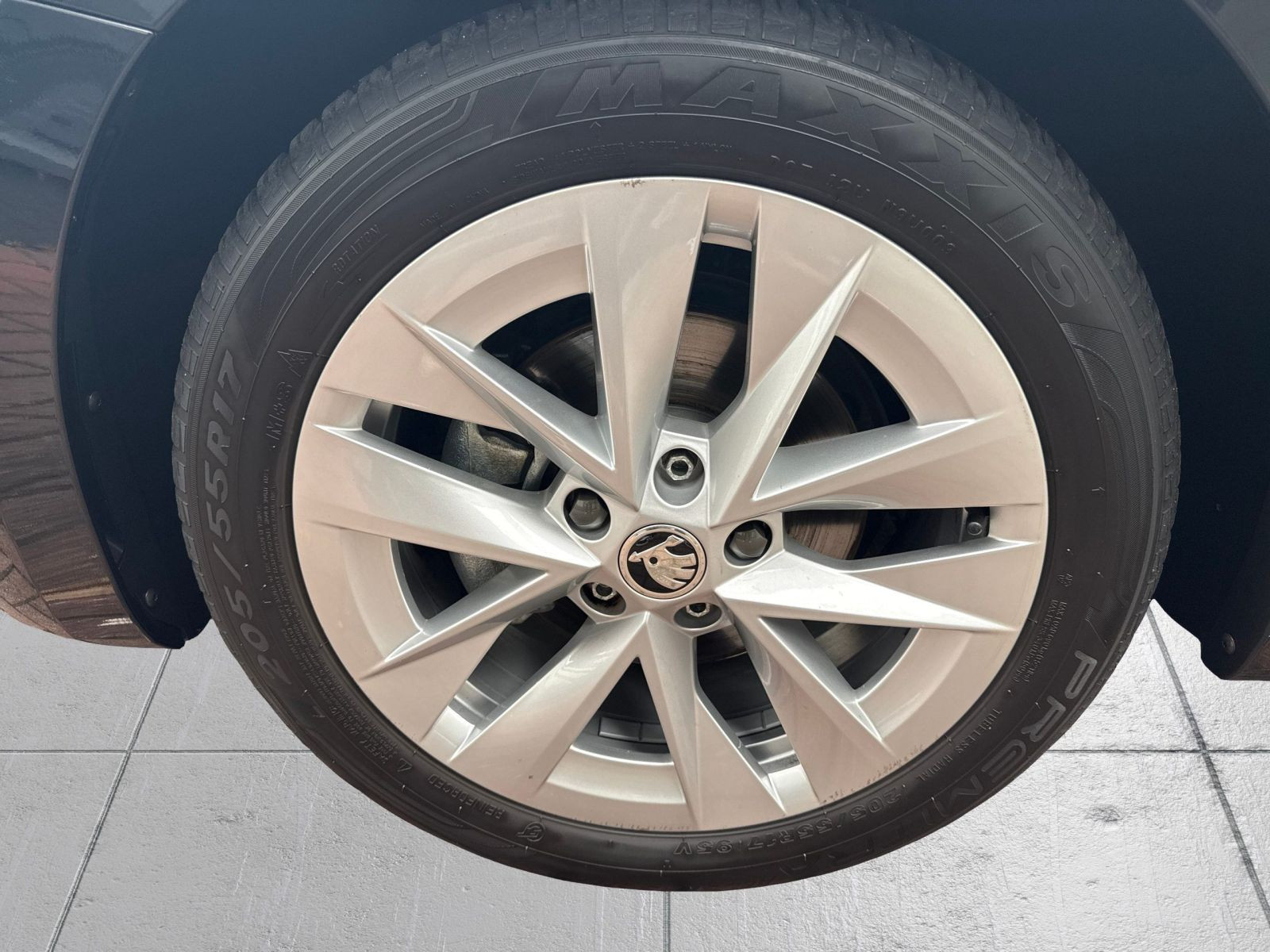 Skoda Octavia Combi Selection 2.0 TDI DSG Navi LED ACC