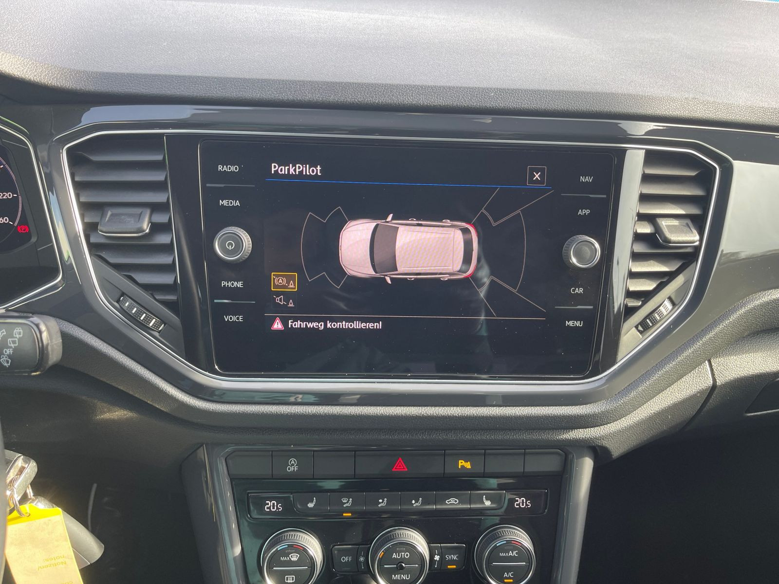 Volkswagen T-Roc 2.0 TDI Sport 4Motion Navi LED EPH DAB