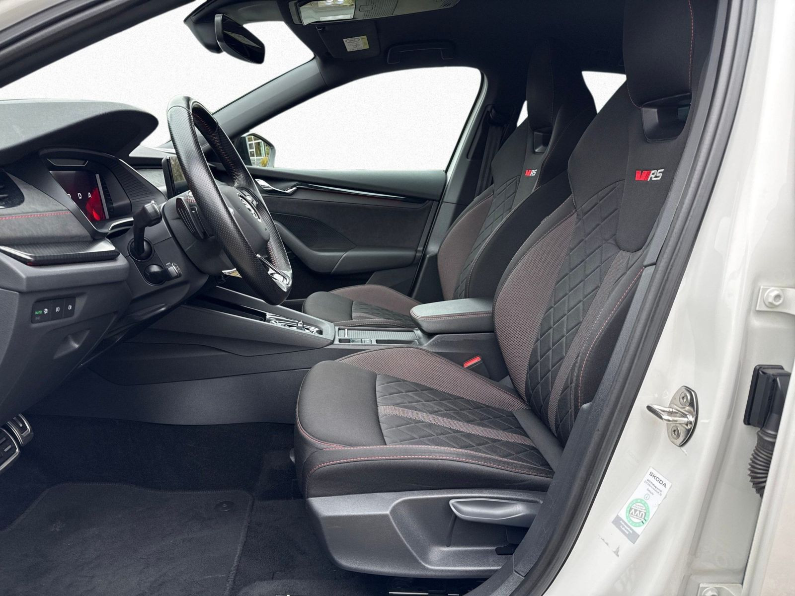 Skoda Octavia Combi RS 2.0 TDI DSG HuD Navi LED AHK