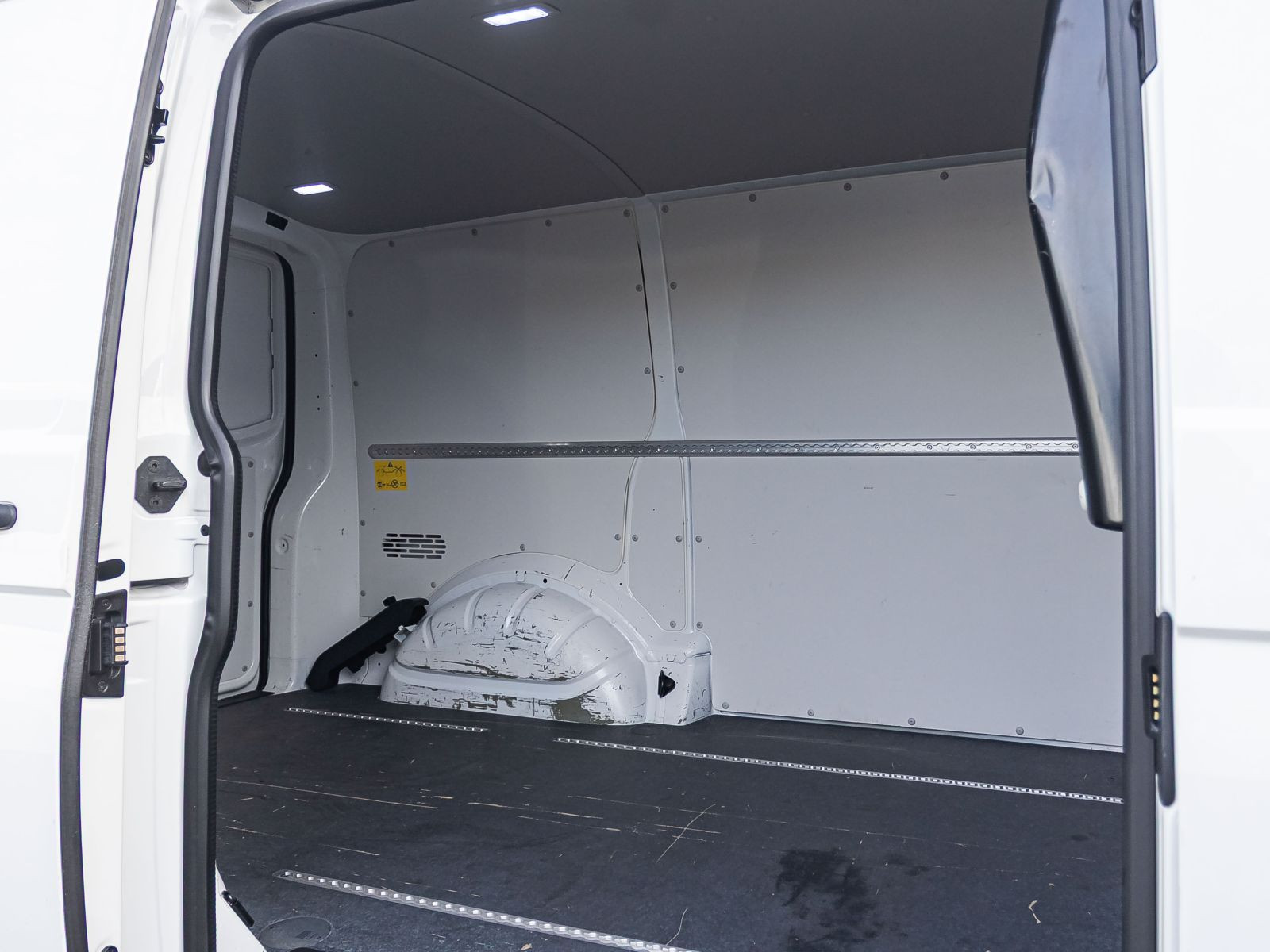 Volkswagen T6.1 Kasten kR 2.0 TDI 4M Navi Klima EPH DAB