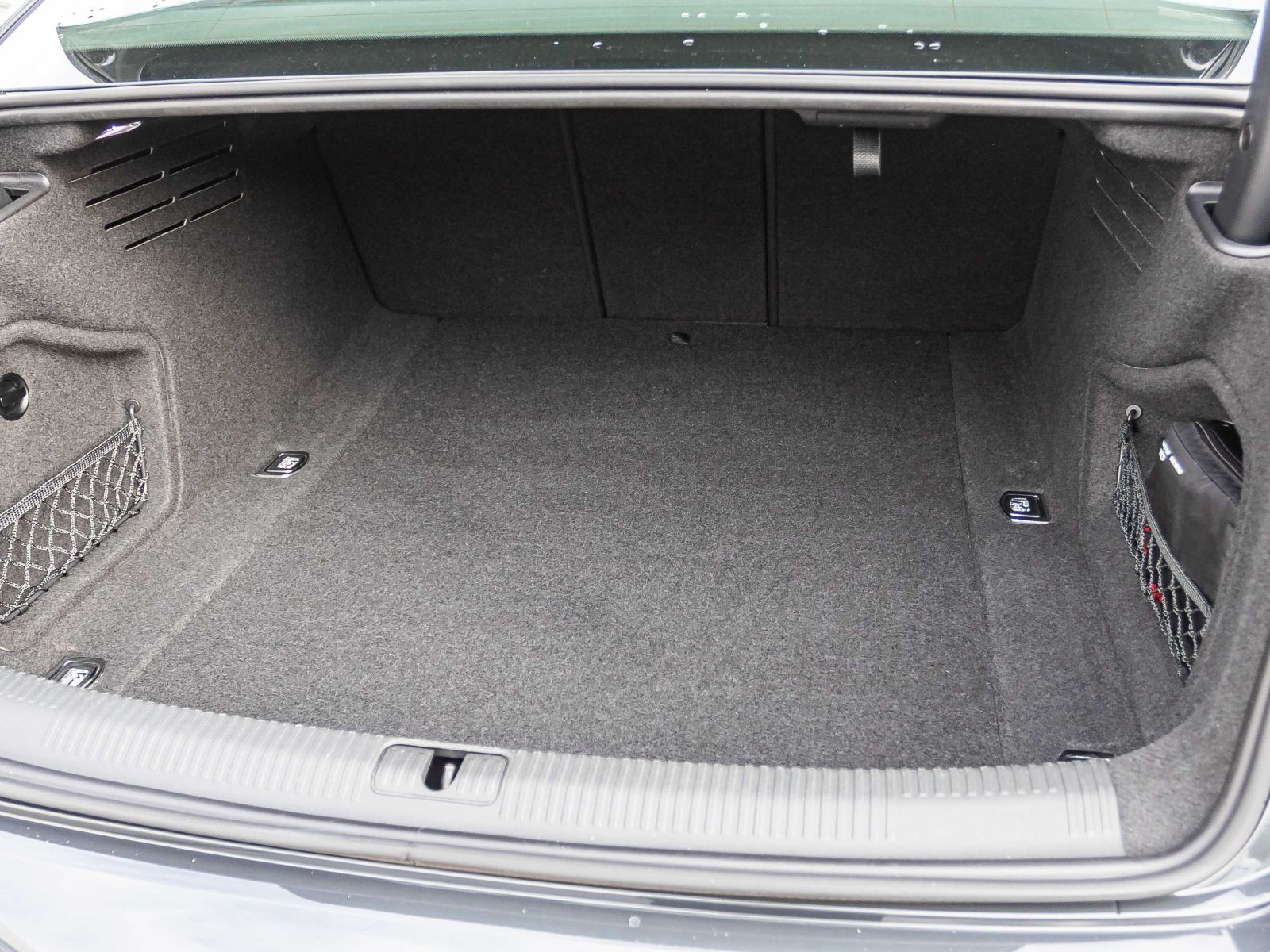 Audi A4 Advanced 40TDI qu Stronic Navi LED CarPlay