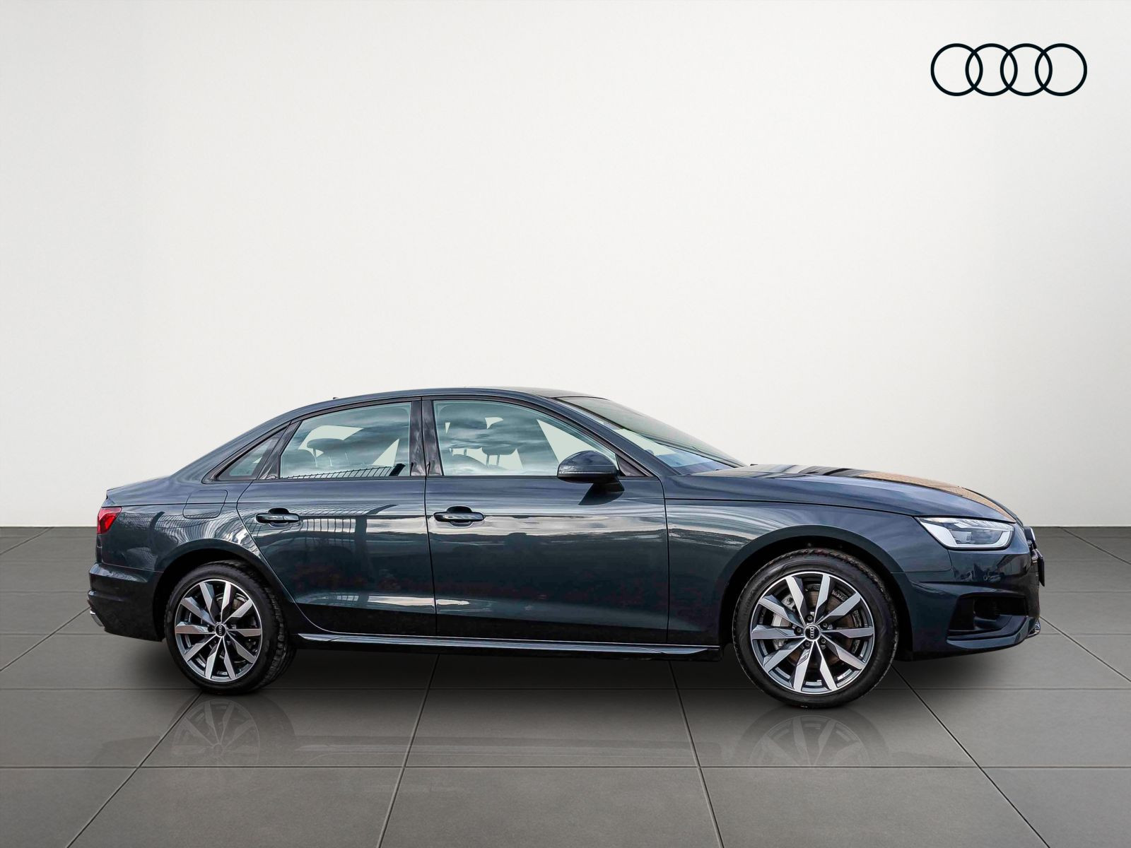 Audi A4 Advanced 40TDI qu Stronic Navi LED CarPlay