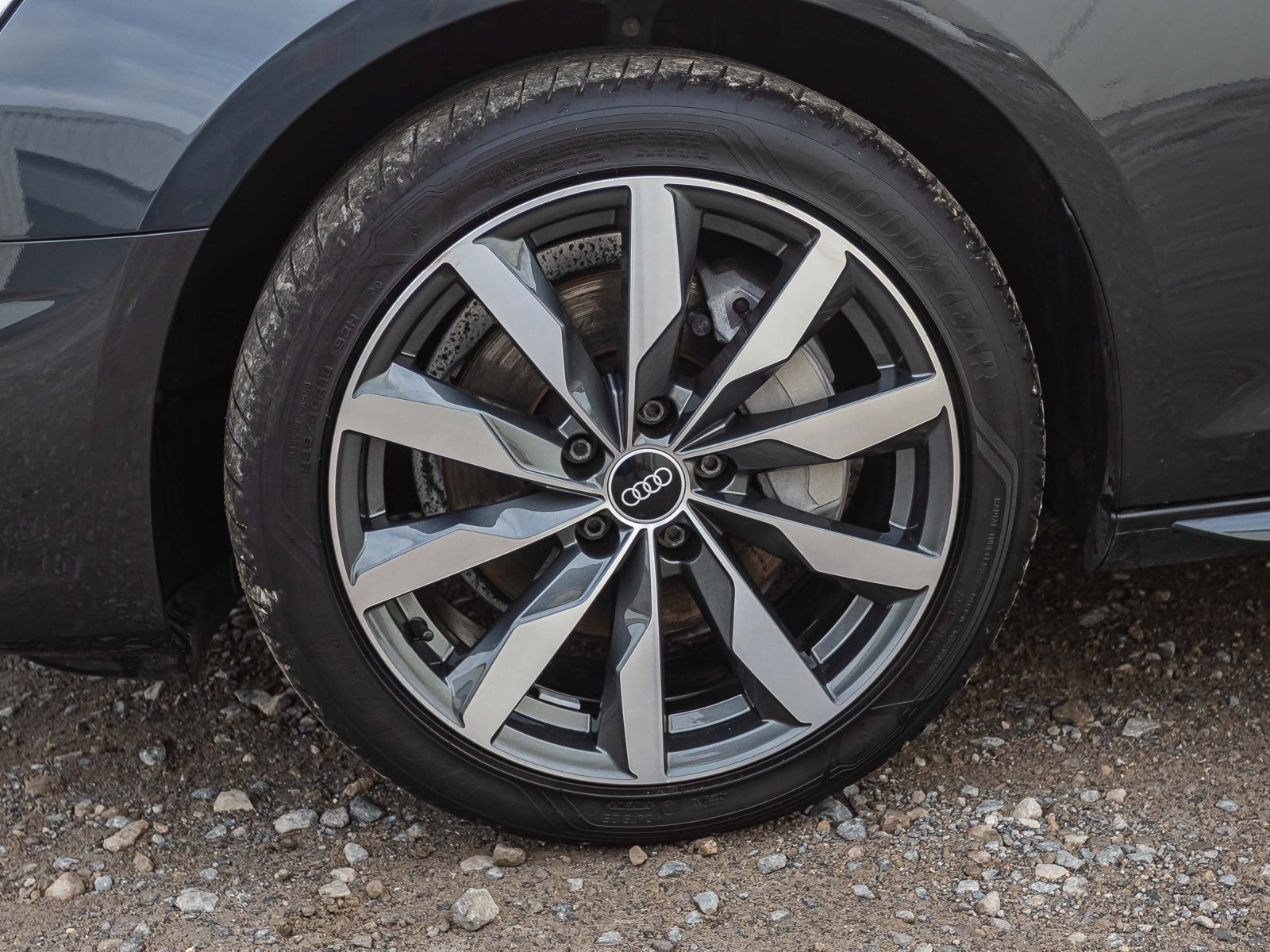 Audi A4 Advanced 40TDI qu Stronic Navi LED CarPlay