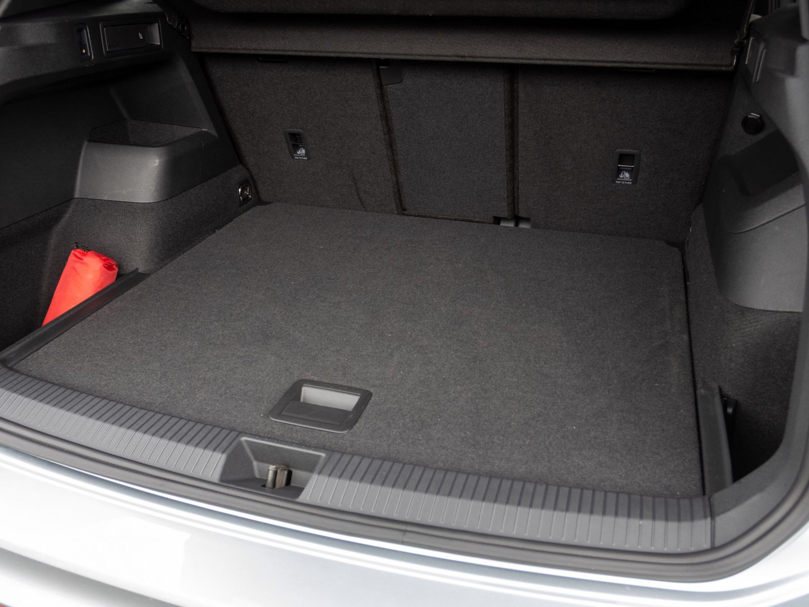 Volkswagen Tiguan 2.0 TDI DSG R-Line Black Style, Panoramadach, Standheizung, HD-LED-Matrix, Navi, Soundsystem