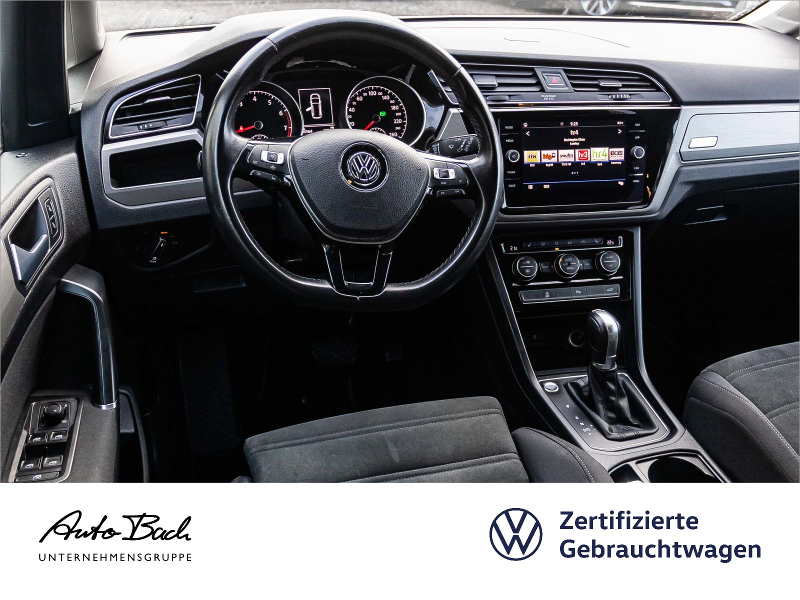 Volkswagen Touran 1.5 TSI Comfortline DSG Navi LED ACC EPH