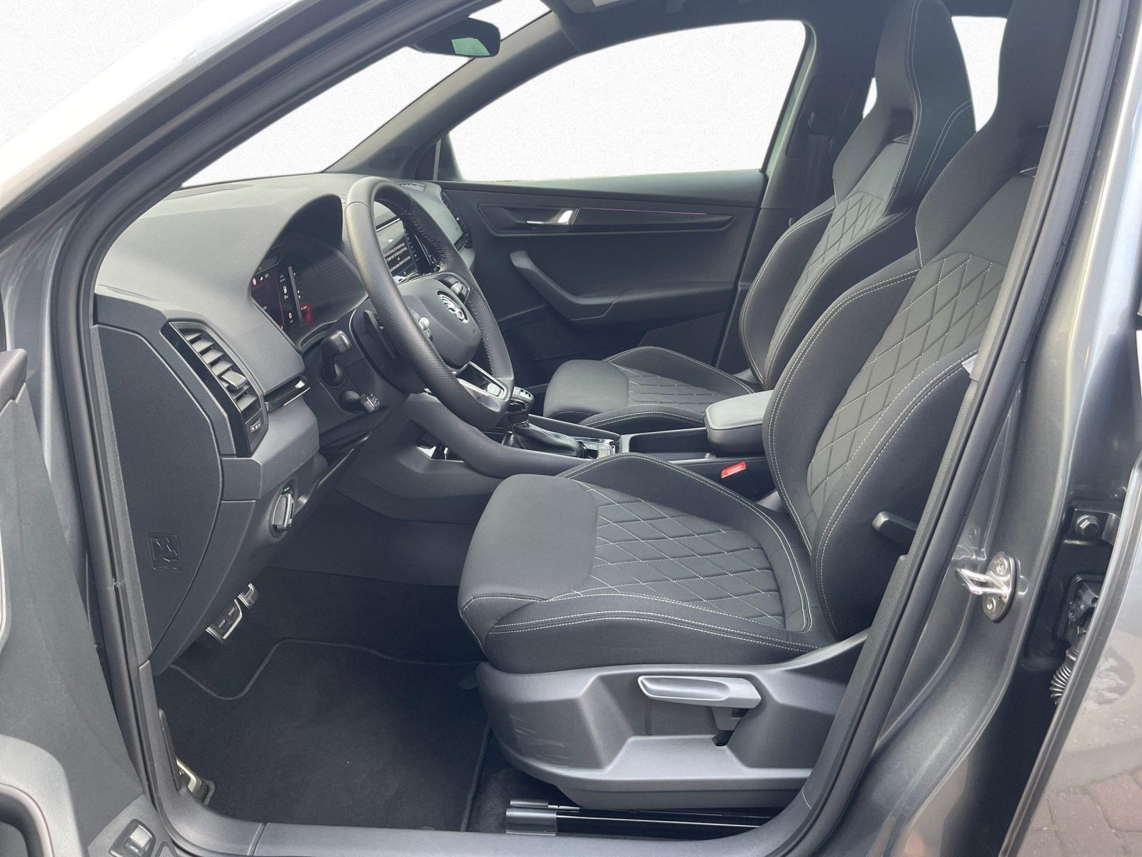 Skoda Karoq 2.0 TSI Sportline 4x4 DSG Navi LED Panorama