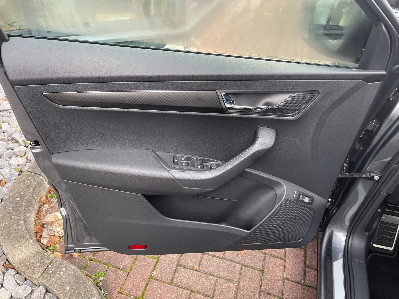 Skoda Karoq 2.0 TSI Sportline 4x4 DSG Navi LED Panorama