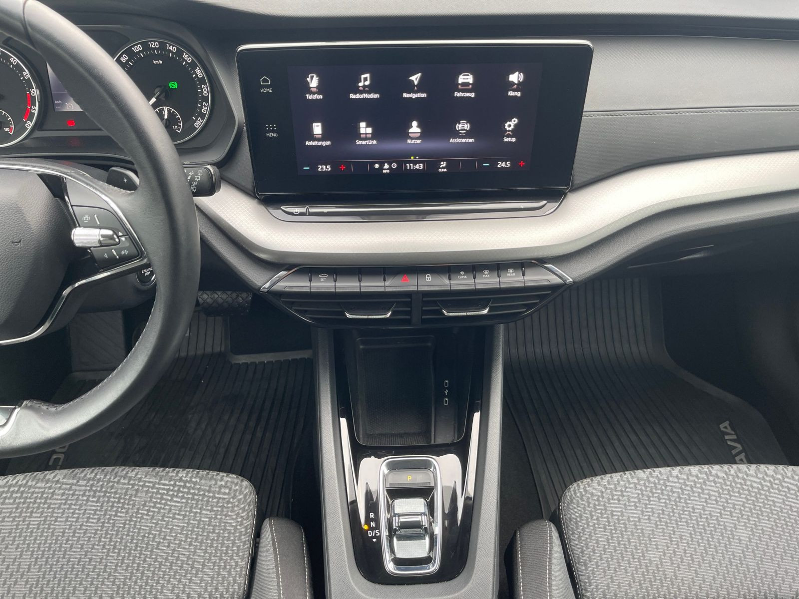 Skoda Octavia Combi 2.0TDI Ambition DSG LED GRA AHK