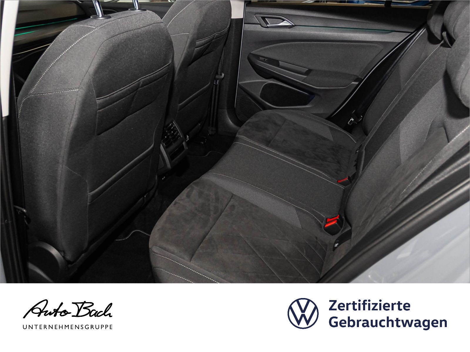 Volkswagen Golf 1.4 eHybrid Style DSG Navi LED ACC CarPlay