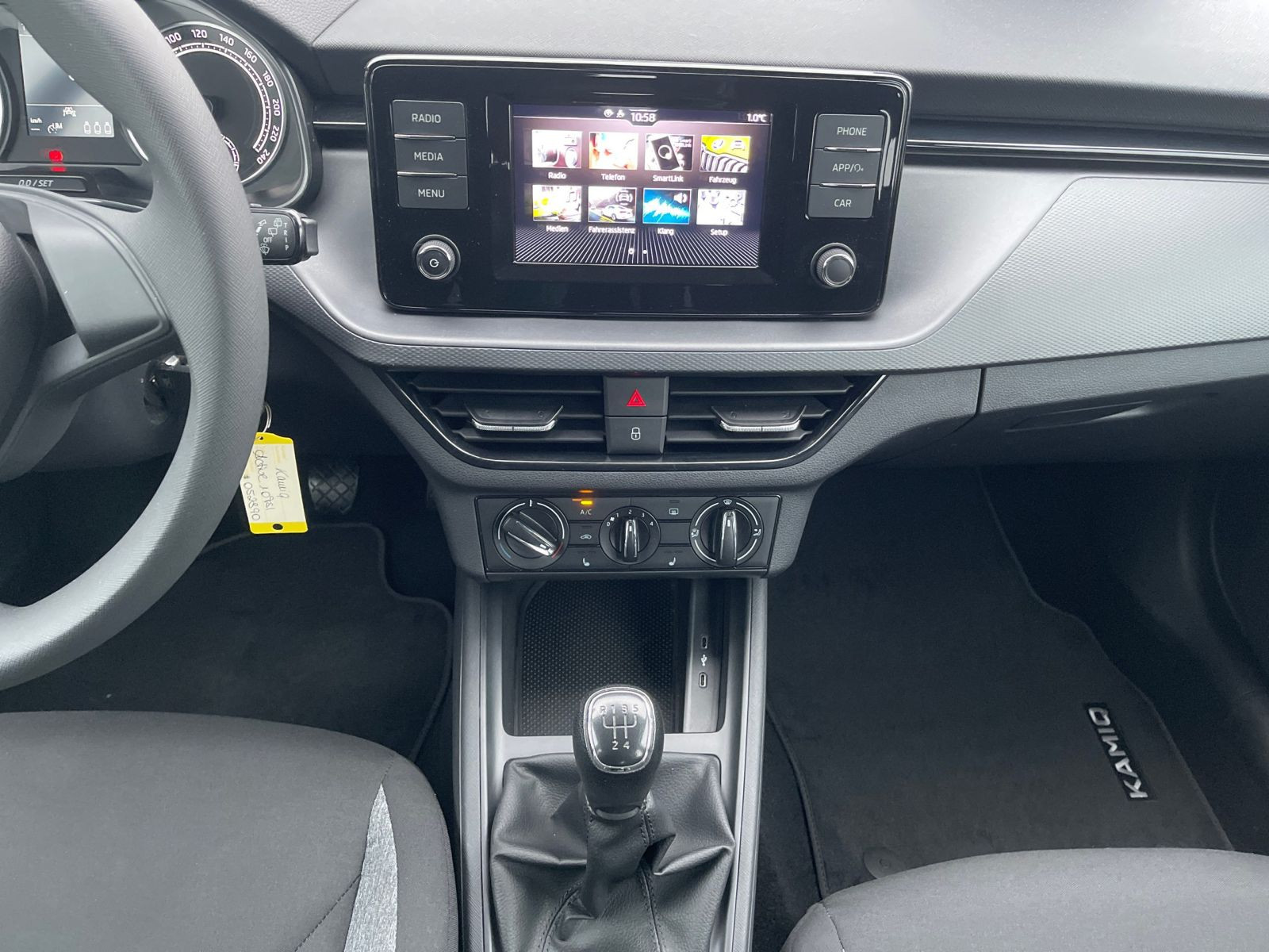 Skoda Kamiq Active 1.0 TSI 70kW LED CarPlay Cool & Sound