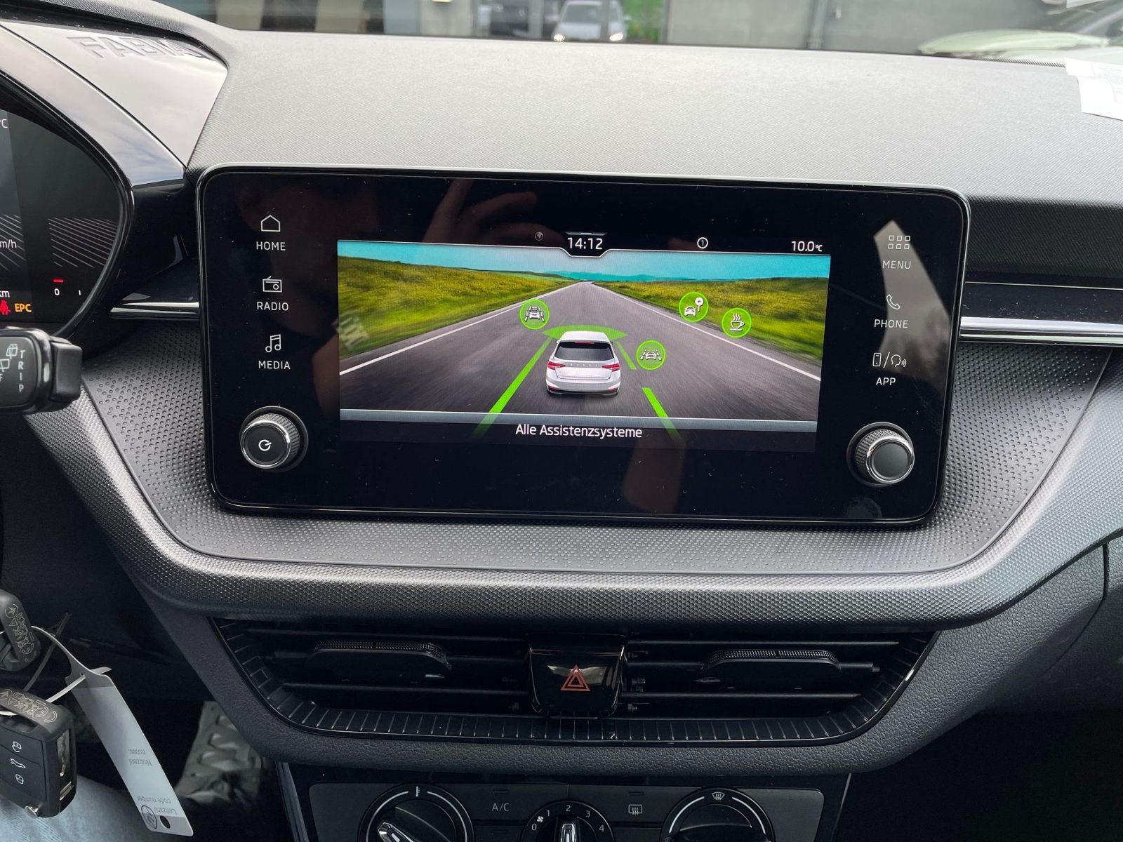 Skoda Fabia Essence 1,0 MPI 59 kW 5-Gang-Schaltgetriebe