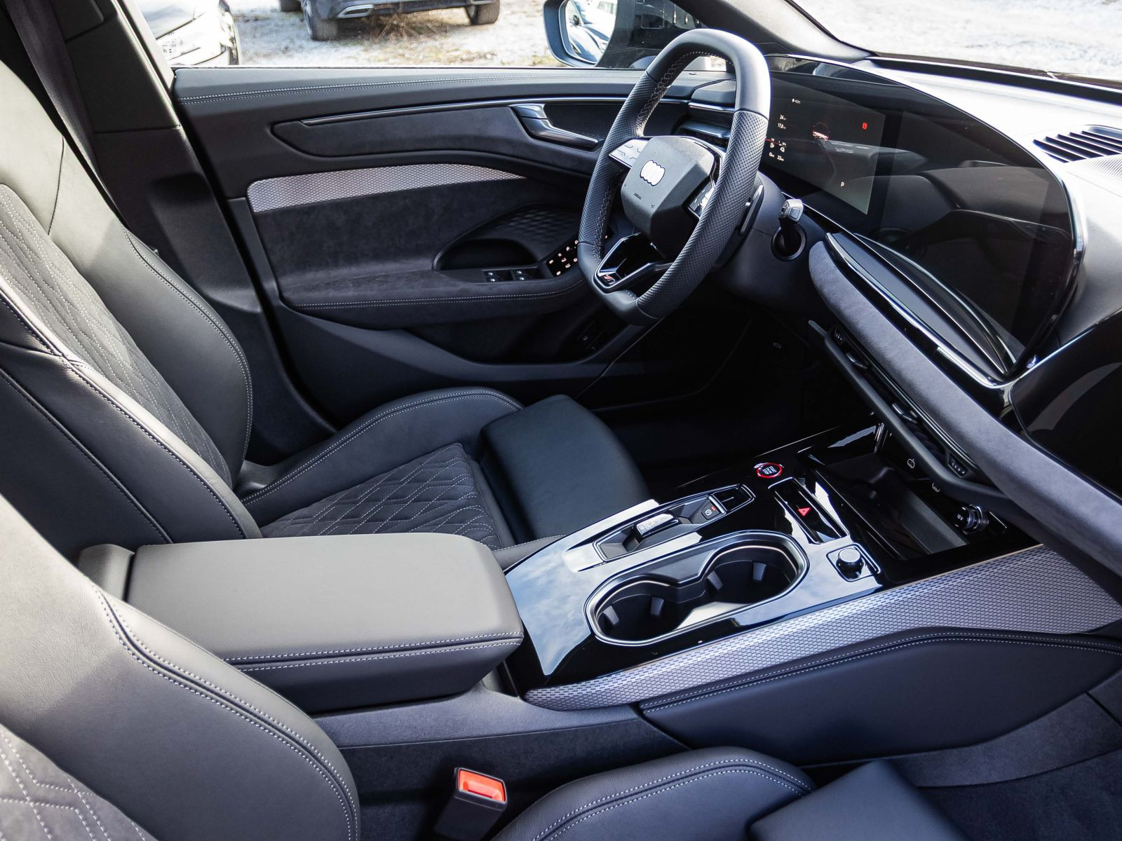 Audi A6 Avant e-hybrid quattro 270kW AHK Tech-Plus S-Interieur