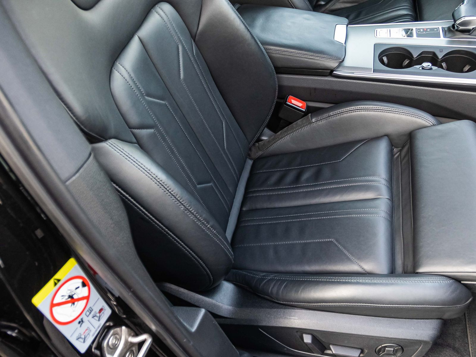 Audi A6 Avant Sport 40TDI Stronic LED HUD AHK ACC