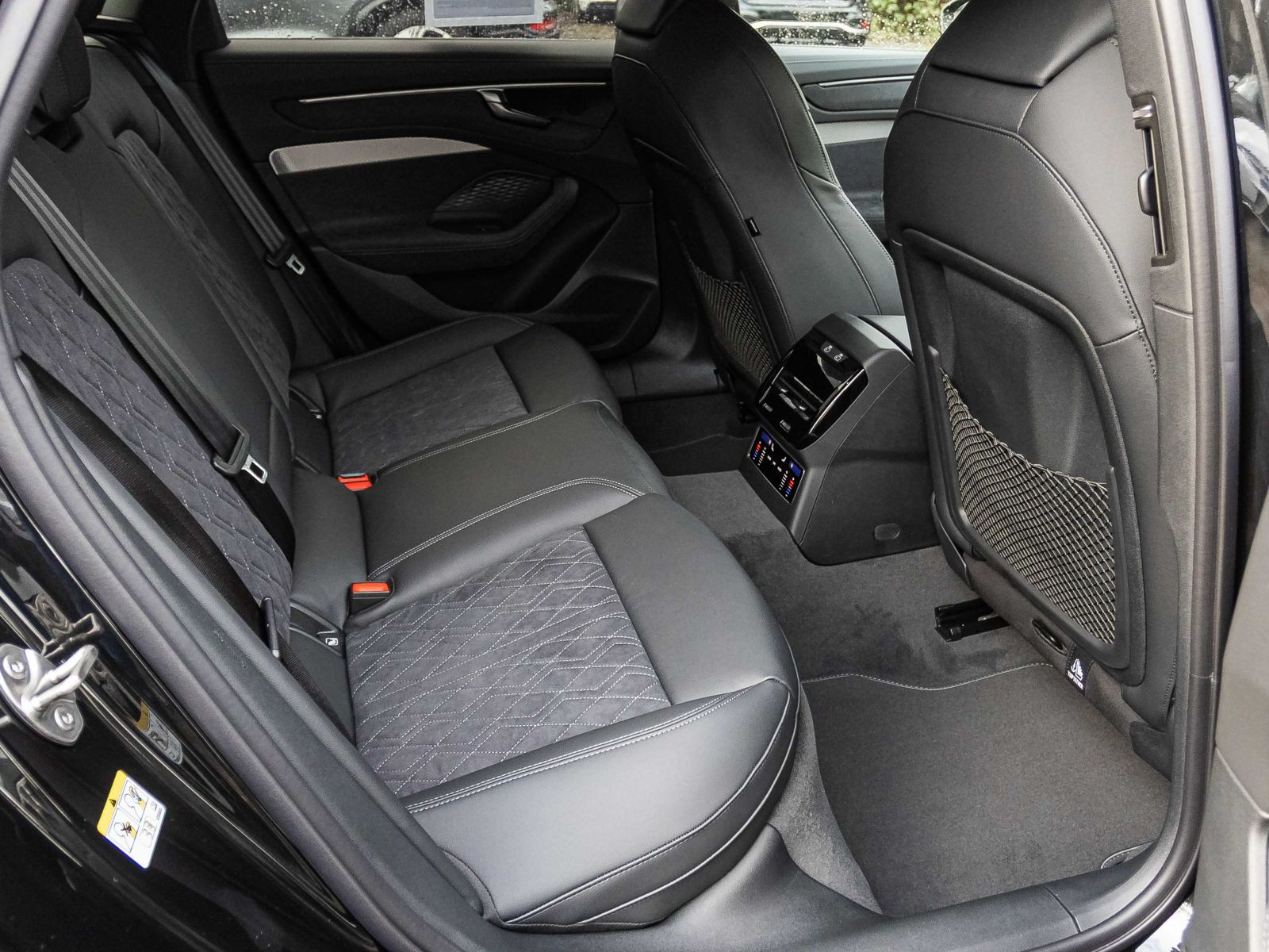 Audi A6 Avant e-hybrid quattro 270kW AHK Tech-Plus S-Interieur